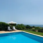 Dona Maria 66 Tatil Evi
