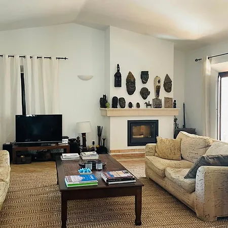 Dona Maria 66 Holiday home *