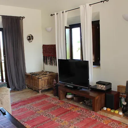 Dona Maria 66 Holiday home *