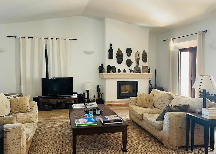 Dona Maria 66 Tatil Evi *